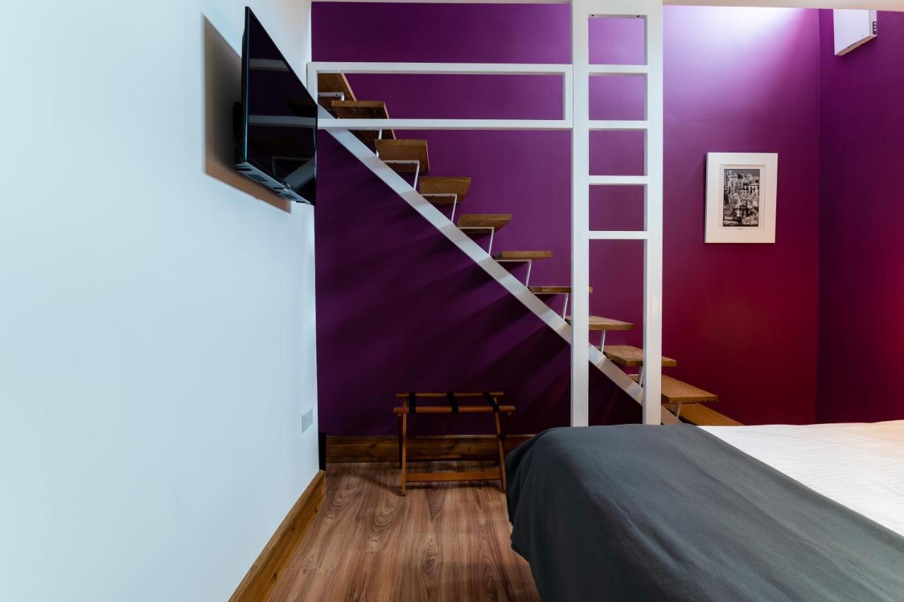 Monreal Boutique Townhouse - R024Rm6 Ξενοδοχείο Paola Εξωτερικό φωτογραφία